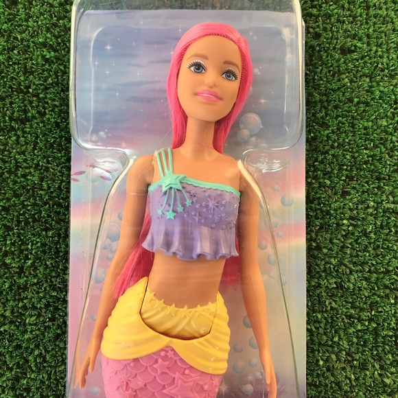 Barbie dolls Dreamtopia Mermaid Doll - Picture 6 of 7